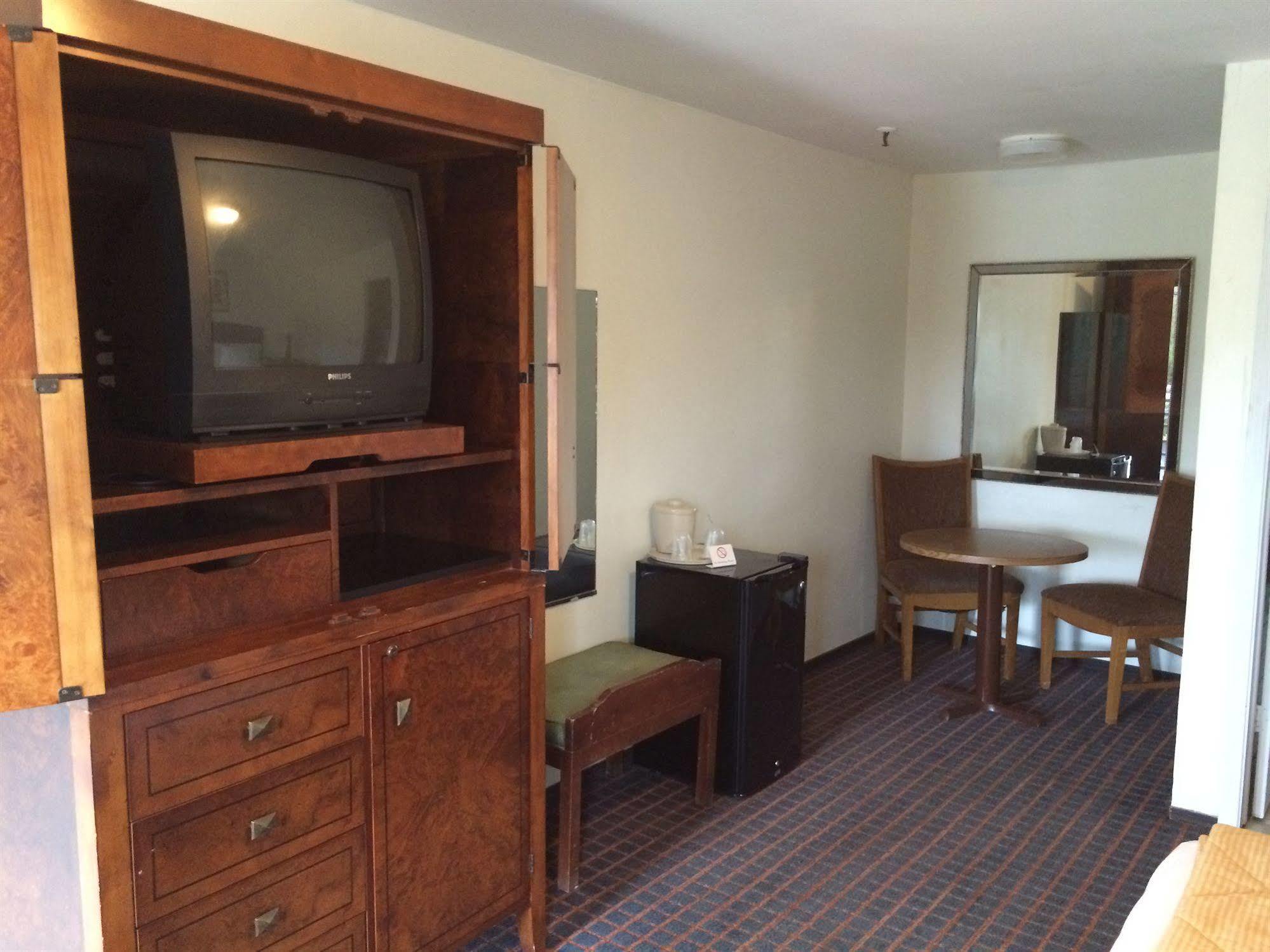 Branford Motel Luaran gambar